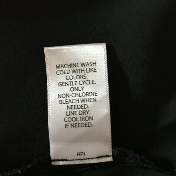 Candies' NWT Blouse 2-Button Keyhole Sleeveless with Rose Applique Size M Black - Picture 13 of 14